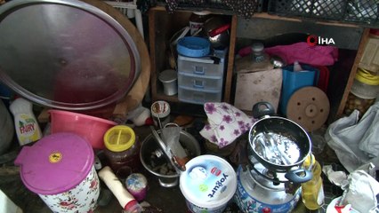 Anneleri vefat etti, babaları bıraktı... Mum ışığında ders çalışan Sude Naz'ın dramı