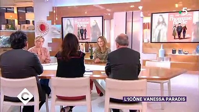 Vanessa Paradis émue en évoquant sa fille Lily-Rose dans C à vous - Regardez