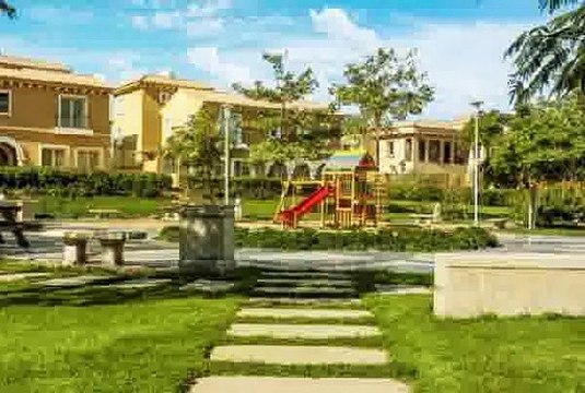 شقة للبيع فى كمبوند هايد بارك التجمع بالتقسيط على 7 سنوات بدون فوائد