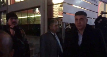 Polisten HDP'lİ Vekillere: Hadi Yürüyüş Yapın da Görelim