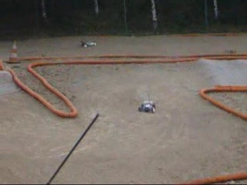 RC Racing Car course Gargenville 29-05-05