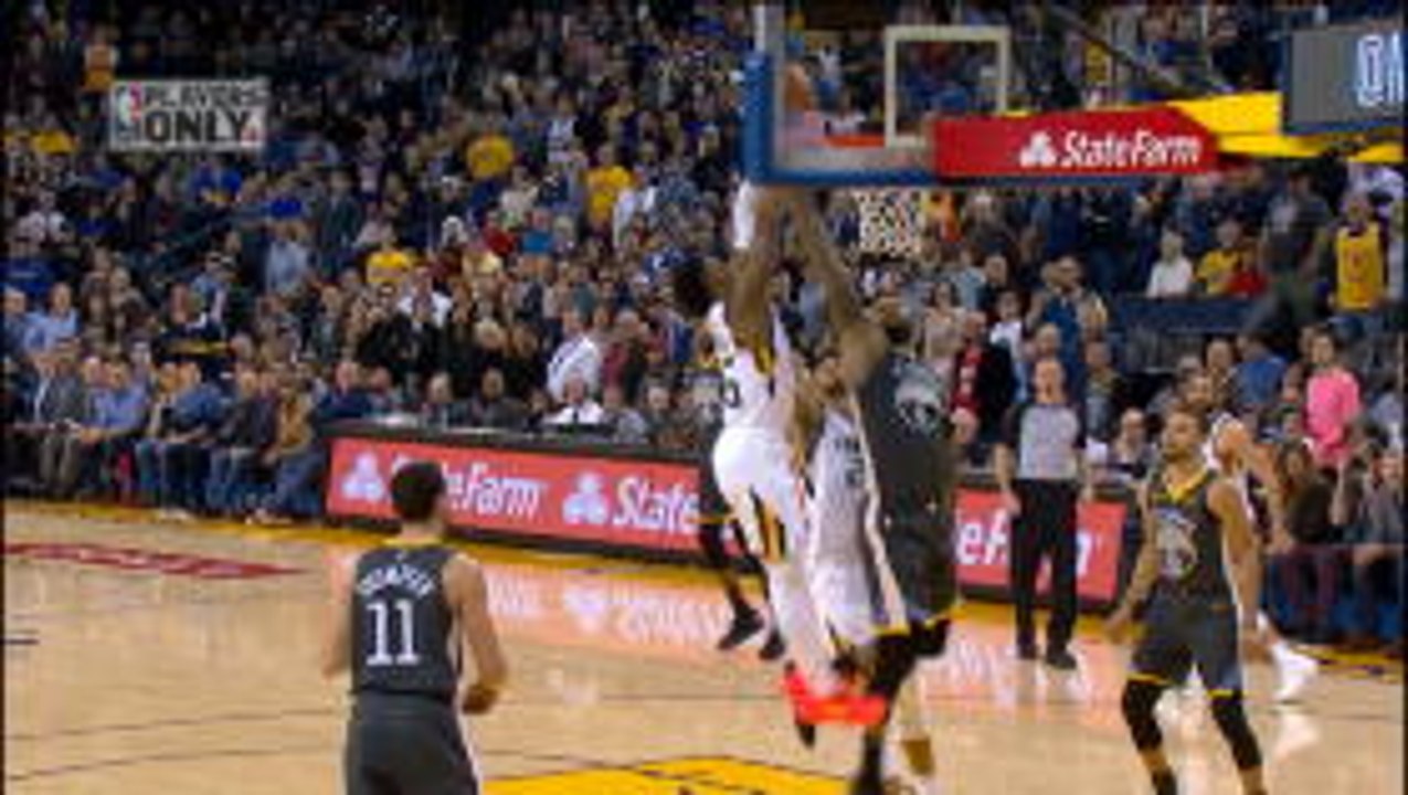 Donovan Mitchell throws down putback dunk