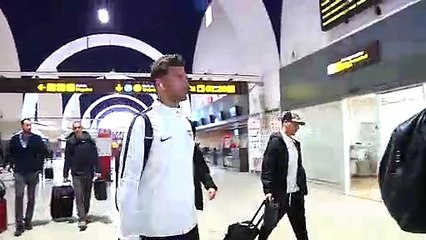 La salida del Sevilla para enfrentarse al Lazio en la Liga Europa