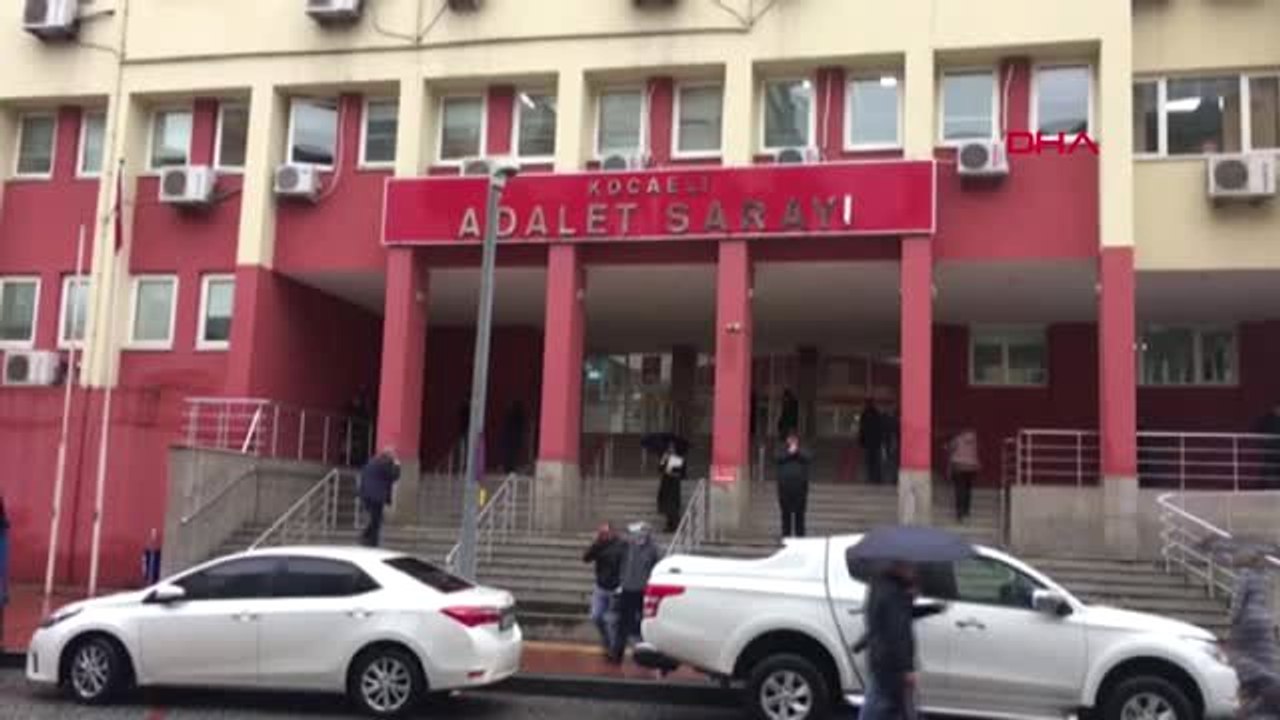 Kocaeli Kadınlara Cinsel Organını Gösterdiği İddiasıyla Gözaltına Alındı