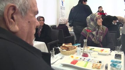 Dede ve Ninelerin Sevgililer Günü Kutlaması