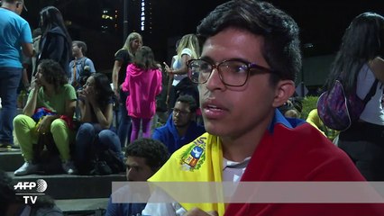 Venezuelanos recordam mortos em protestos contra Maduro