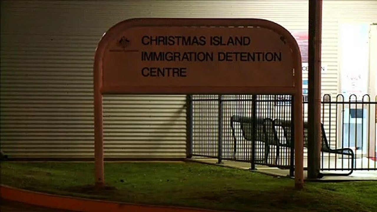 Australien will umstrittenes Flüchtlingslager wieder öffnen