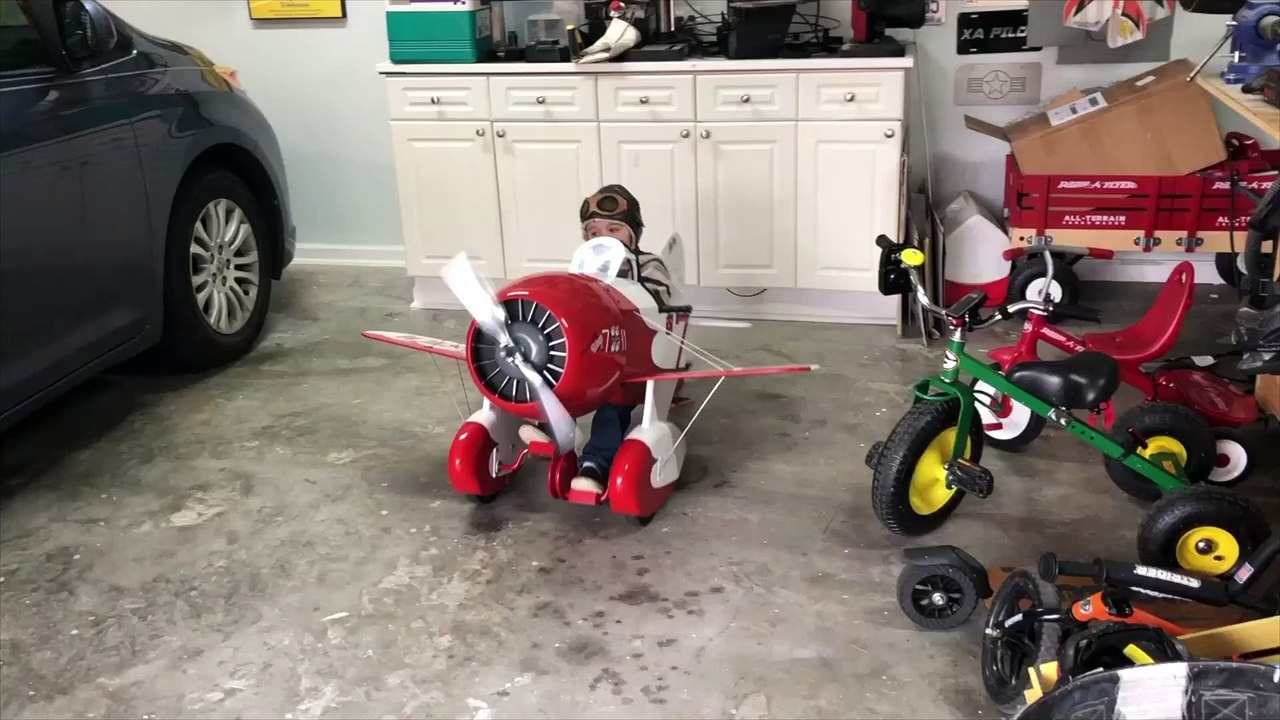 Incredibly Detailed Gee Bee R2 Pedal Plane