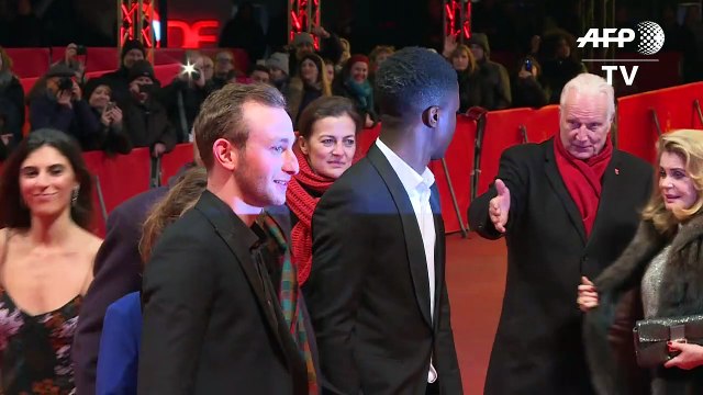 Roter Teppich für La Deneuve bei der Berlinale
