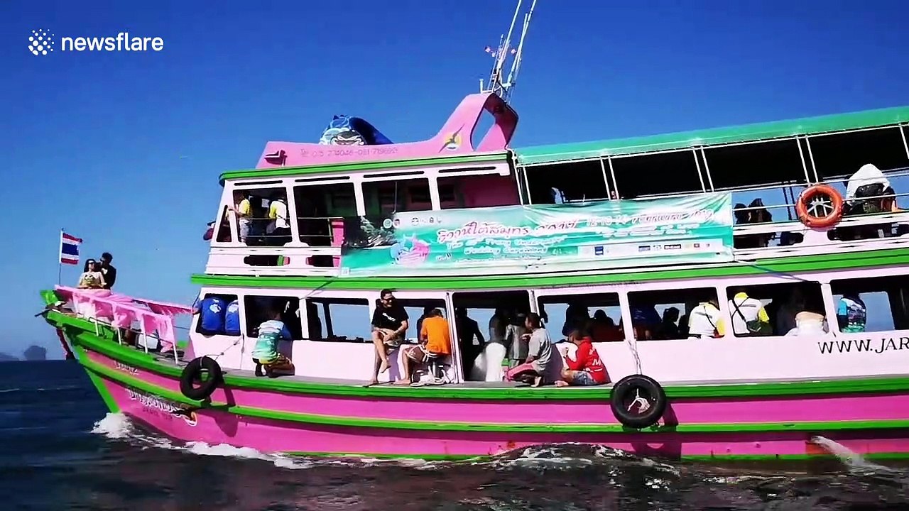 Couples in Thailand have special underwater wedding ceremony