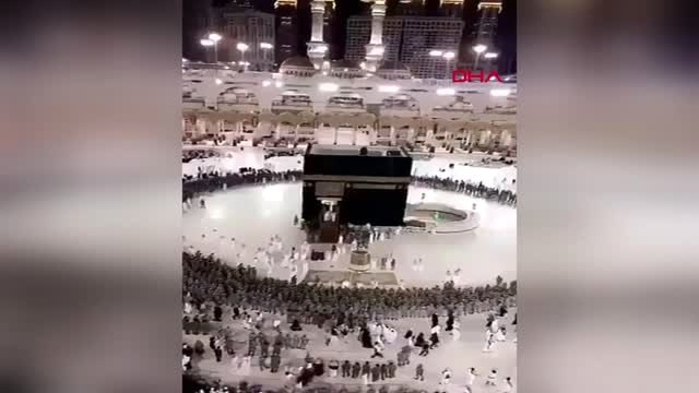Dha Dış - Suudi Arabistan Veliaht Prensi Bin Selman'ın Kabe'nin Üzerine Çıkması Büyük Tepki Çekti