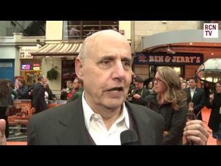 Arrested Development Season 4 Premiere Interviews