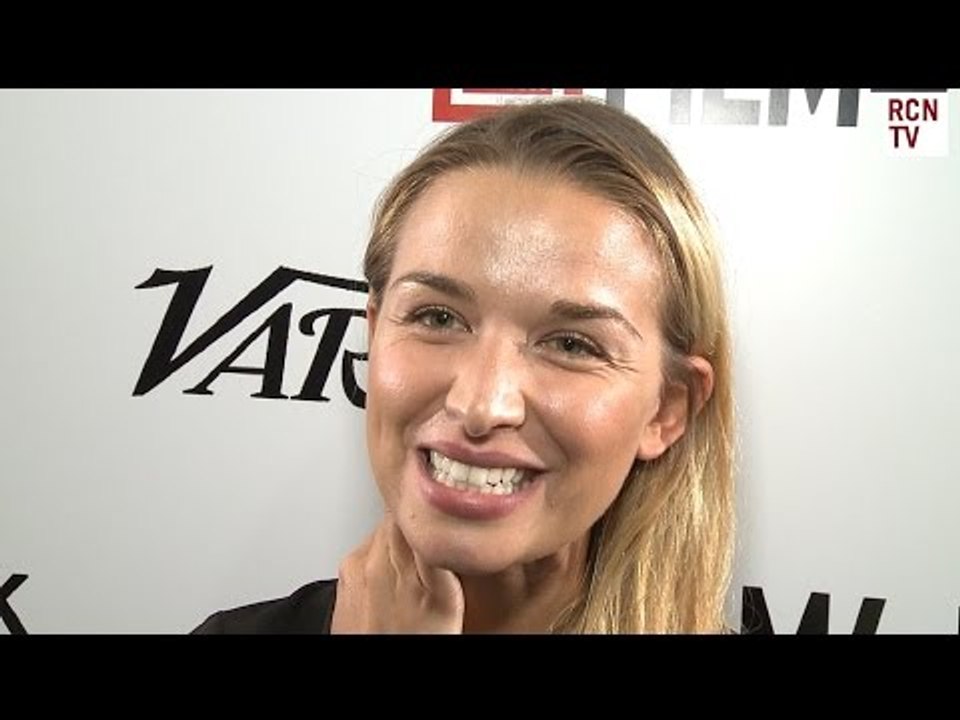 Tahyna Tozzi Interview Julia Premiere