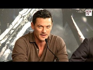 Luke Evans & Ryan Gage Interview - The Hobbit Battle of the Five Armies Premiere