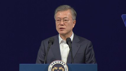 문 대통령, 부산 '스마트 시티' 현장 방문...오늘은 자영업자들과 자유토론 / YTN