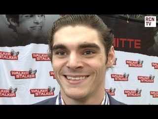 RJ Mitte Interview - Breaking Bad, Bryan Cranston & Paralympics