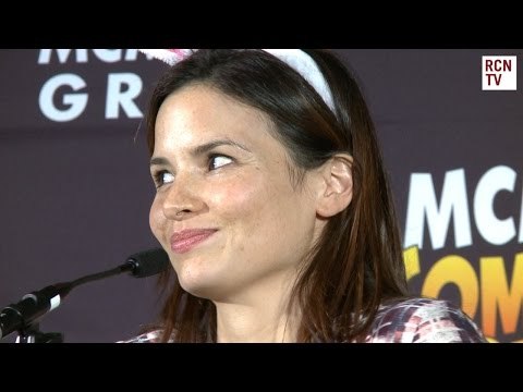 Arrow Katrina Law Interview - Kissing Sarah & Marrying Oliver