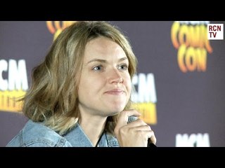 Gotham Erin Richards On Awkward Ben McKenzie Crush Fail