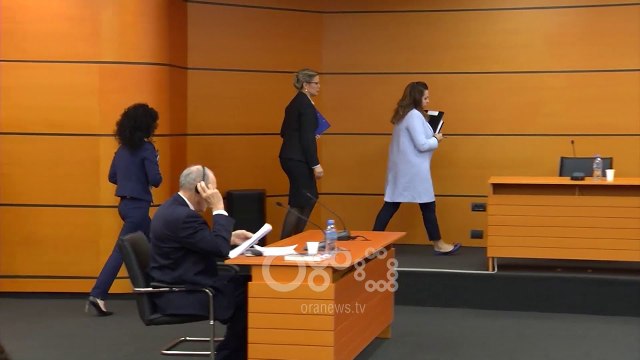 Ora News - Shkarkohet përfundimisht gjyqtari i Kushtetueses, Gani Dizdari