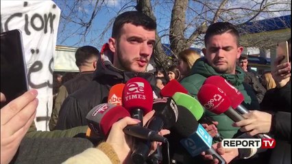 Download Video: Skandali në Universitetin e Shkodrës/ Të rinjtë në protestë: Stop dhunës dhe abuzimeve