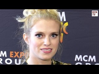 RWBY Barbara Dunkelman Interview - Yang Xiao Long
