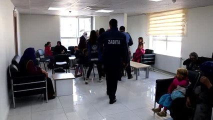 Parayı Balık ve Ekmeğin İçine Gizlemişler