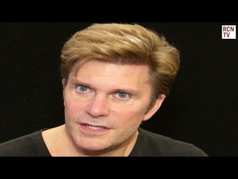 Vic Mignogna Praises Full Metal Alchemist & Edward Elric