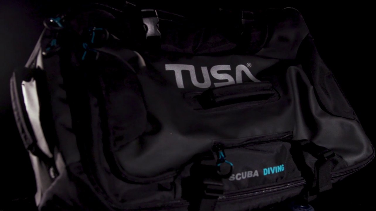 Tusa Small Roller Bag | ScubaLab Testers Choice