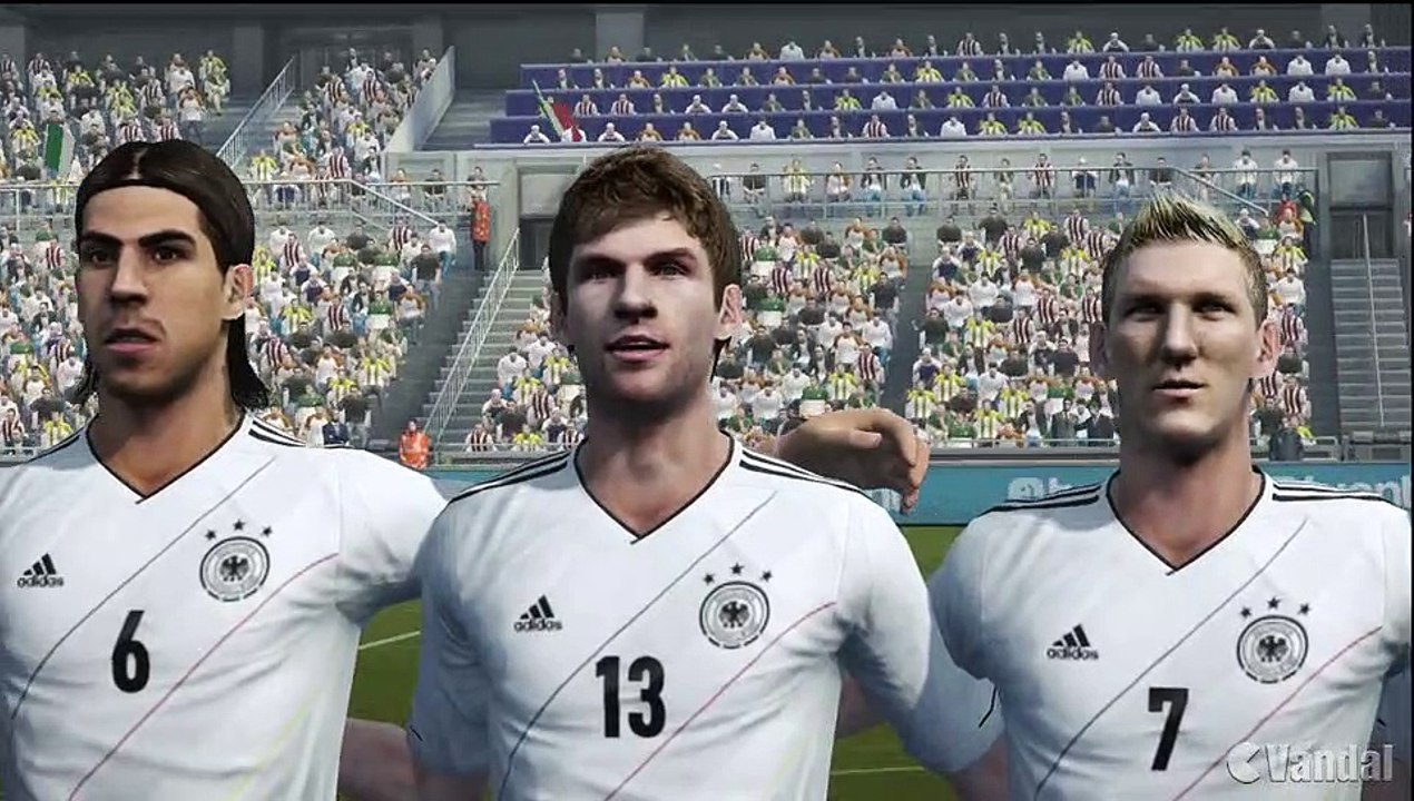Pro Evolution Soccer 2013 demo - Italia vs Alemania