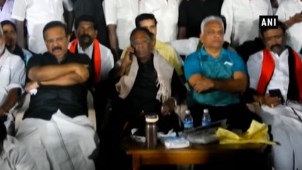 Puducherry CM, ministers sleep outside Kiran Bedi's residence in protest