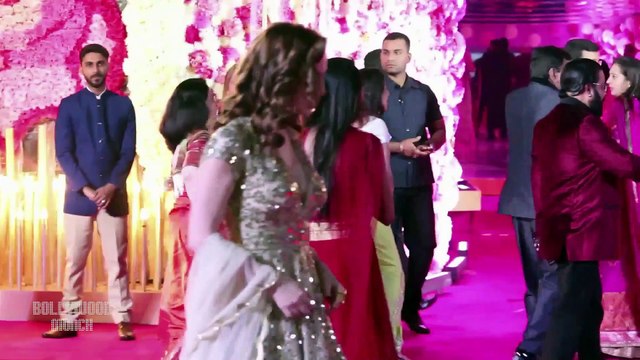 Salman, Rekha, Sonakshi, Juhi Chawla & Others At Karim Morani s Son Azhar s Wedding Reception
