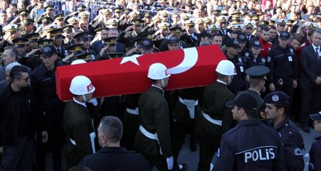 Şehit Nişanlısı, "Acı ve Istırap  Çekiyorum" Diye Açtığı Tazminat Davasını Kazandı