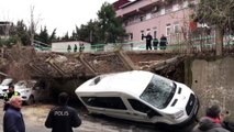 Beykoz'da istinat duvarı araçların üzerine yıkıldı. Olayda iki araç duvar altında kalırken, ölen ya da yaralanan olmadı.