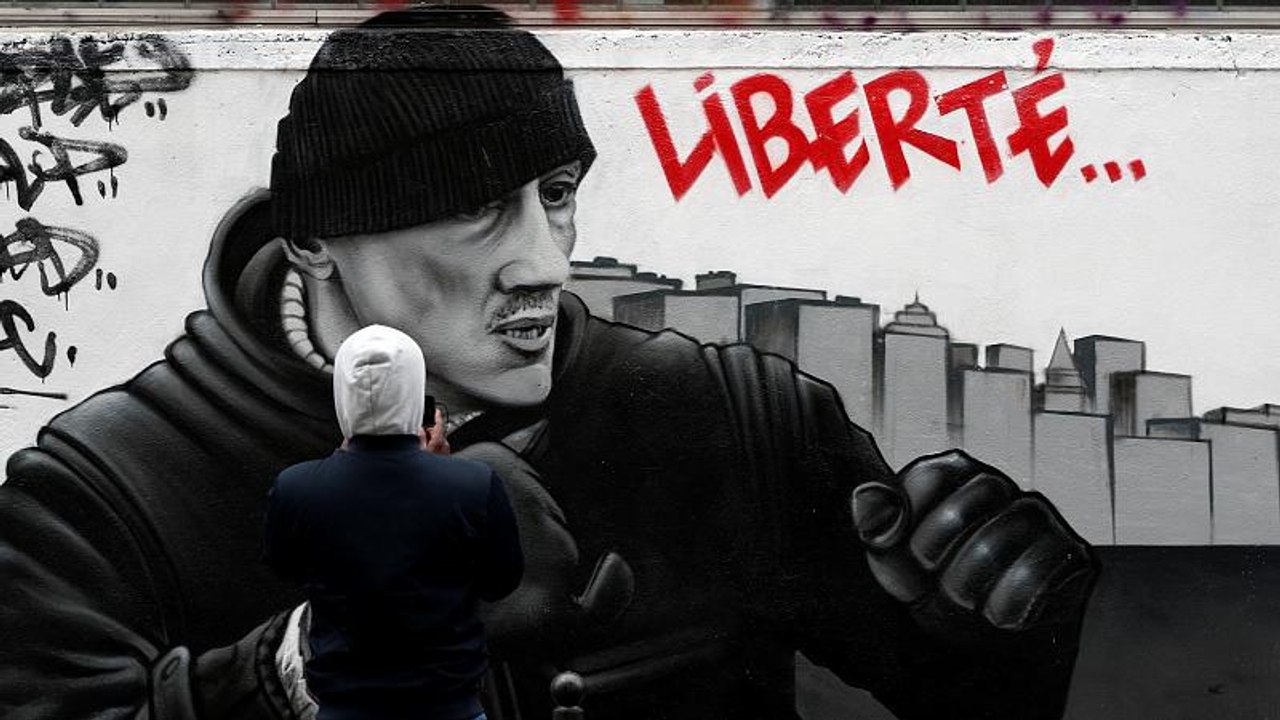 Gelbwesten-Schläge gegen Polizisten: Gefängnisstrafe für Ex-Boxer