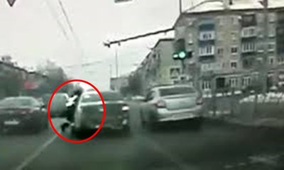 Ne yaptıysa trafik polisinden kaçamadı