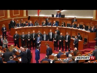 Report Tv-Paloka bojë fytyrës Ramës, Garda: Ishte solucion kimik! Nis hetimi