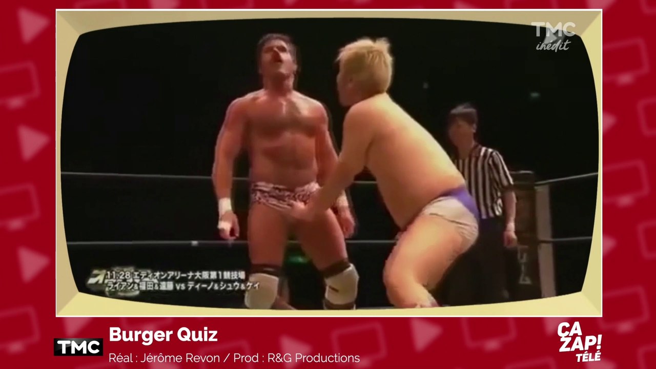 Un catcheur met KO un autre catcheur avec CETTE partie de son corps