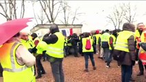 Gilets jaunes : les Français sont moins nombreux à les soutenir