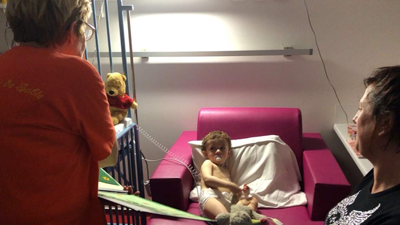 Des Marchands de sable pour les enfants, à l’hôpital Morvan