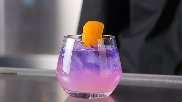 Yard House Has Been Hiding An Amazing Cocktail Menu—Including These Color-Changing Magic Margaritas