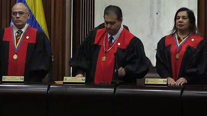 Maduro con TSJ contraataca a oposición por control de PDVSA