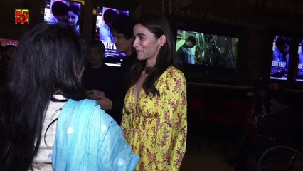 Ranbir Kapoor Looks Angry While Attending Gully Boy Special Screening