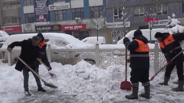 Hakkari ve Yüksekova'da Okullara Kar Tatili