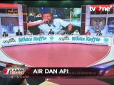 'Duel' Rocky Gerung dan Akbar Faisal di Panggung HUT tvOne