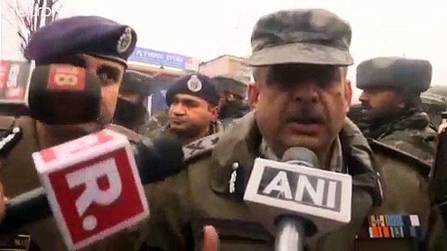 Halálos öngyilkos merénylet Kasmírban