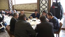 BBP Sivas Belediye Başkan adayı Doğan Ürgüp, seçim çalışmaları kapsamında servis sürücüleri ile bir araya geldi