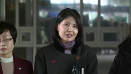 "고은 성추행 허위 아냐"...최영미 시인 승소 / YTN