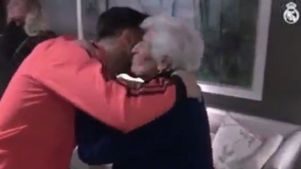 Asensio se despide de su familia holandesa