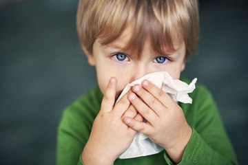 8 Lebensmittel, die du vermeiden solltest, wenn du krank bist