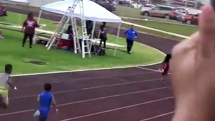 Voici le petit garçon le plus rapide du monde... Futur Usain Bolt